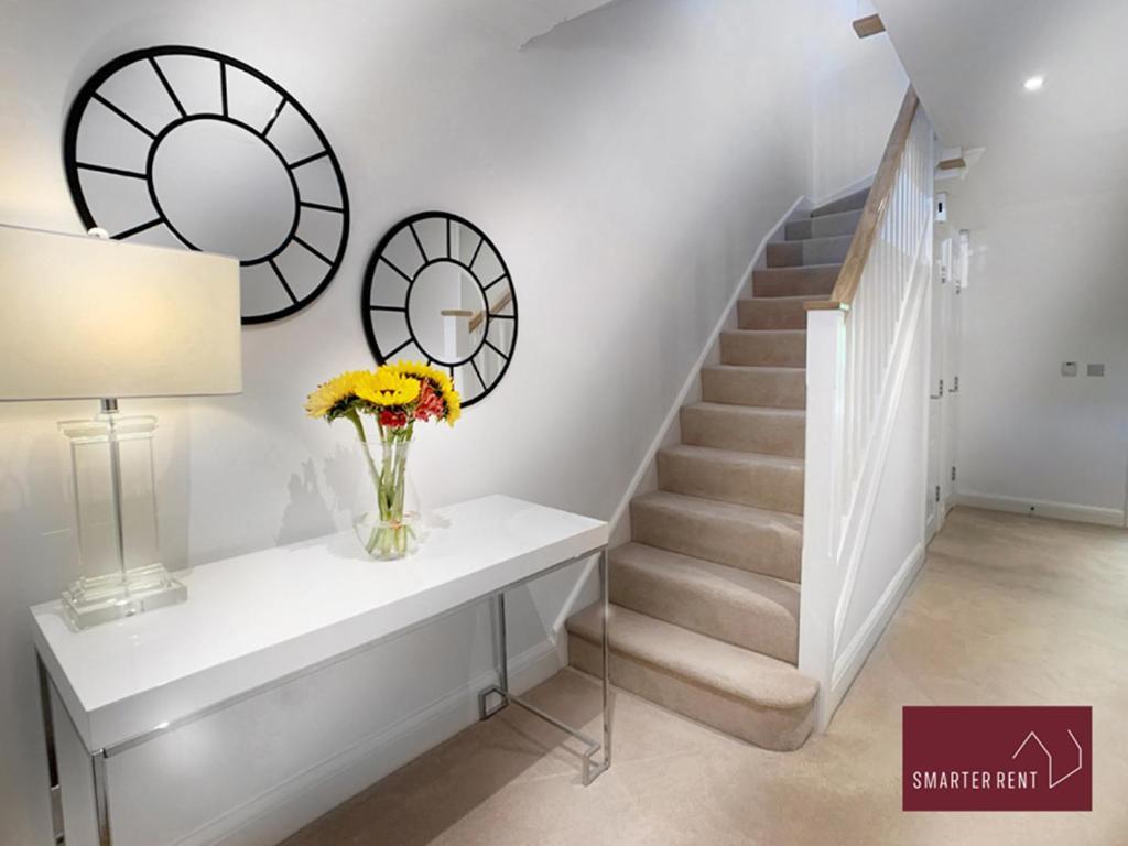 Maidenhead, Leander - 3 Bedroom - Parking & Garden Экстерьер фото